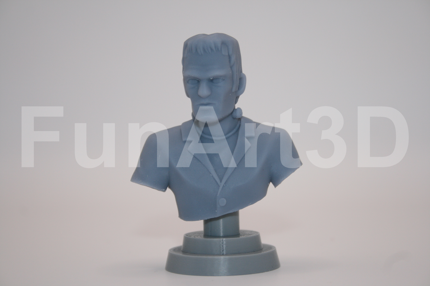 Busto Frankstein