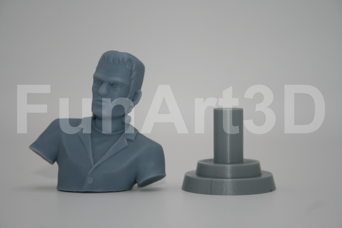 Busto Frankstein